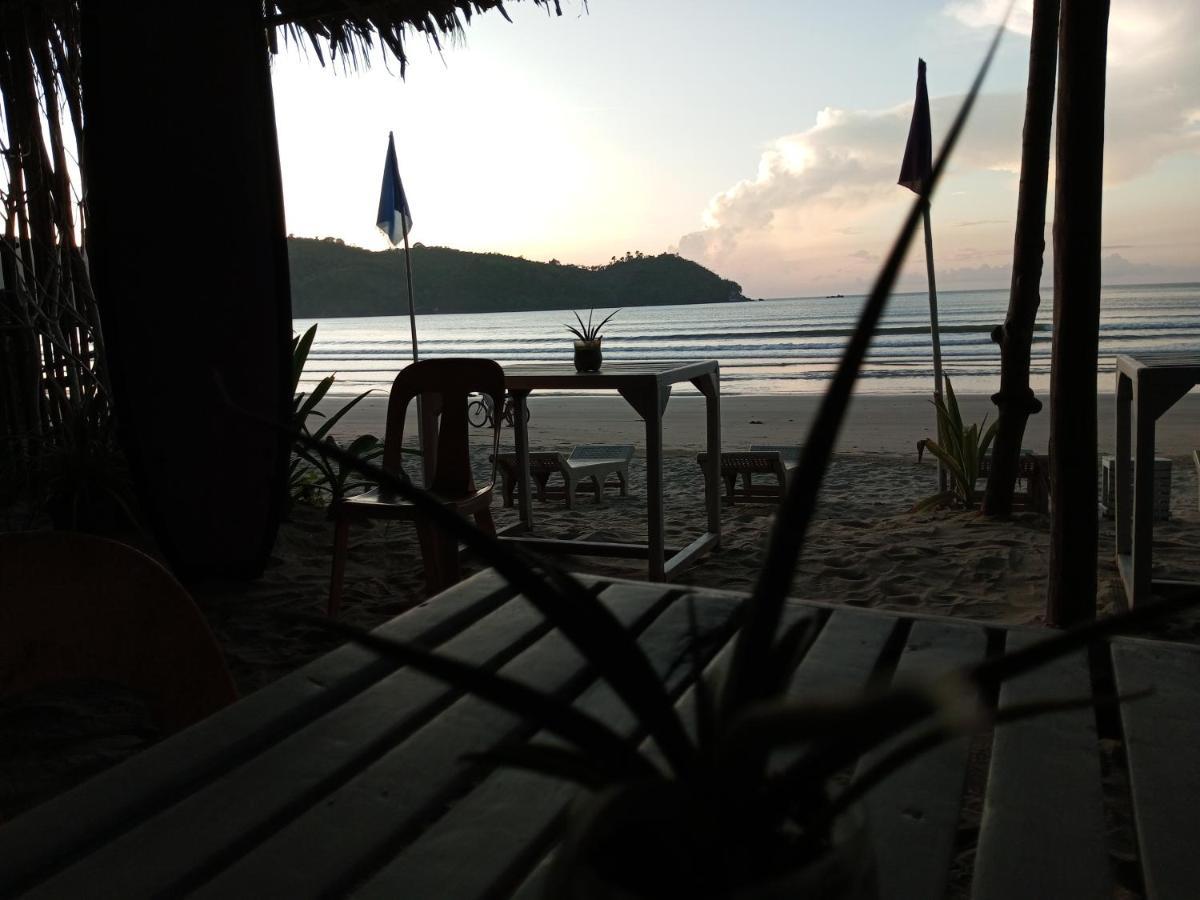 Zhaya'S Beach & Cottages El Nido Exterior photo